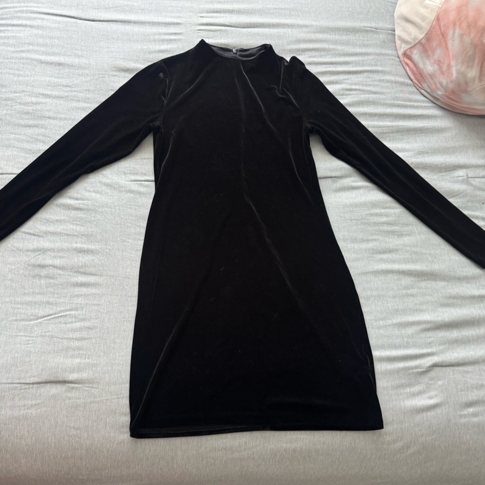 H&M Black Long Sleeve Dress